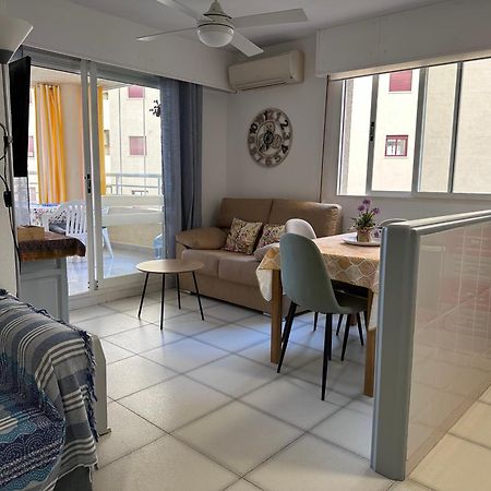 Apartment On The Beach With Parking And Pool 칼페 외부 사진
